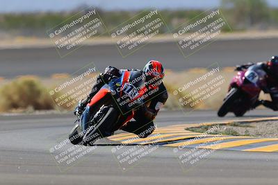 media/Oct-08-2022-SoCal Trackdays (Sat) [[1fc3beec89]]/Turn 14 (1050am)/